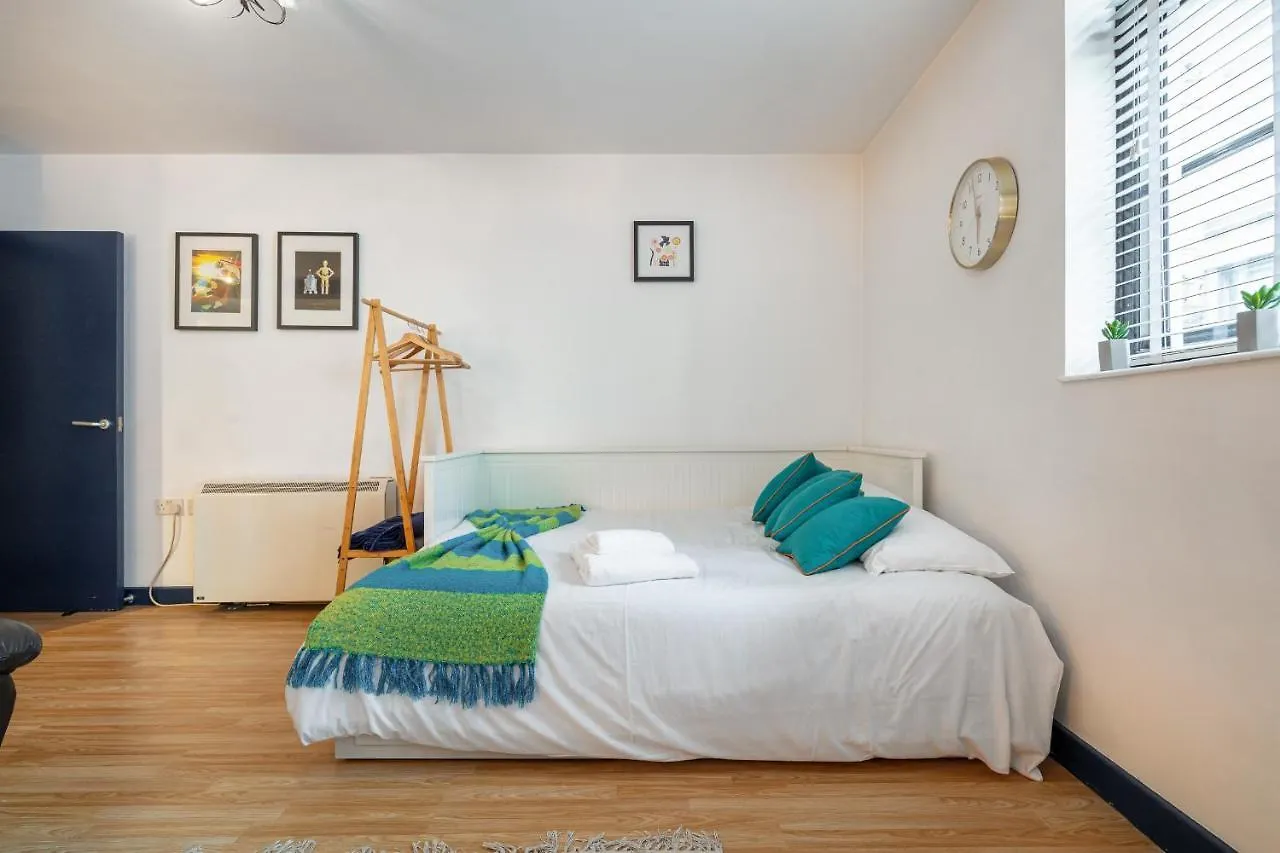 Spitalfields One Bedroom Apartment لندن