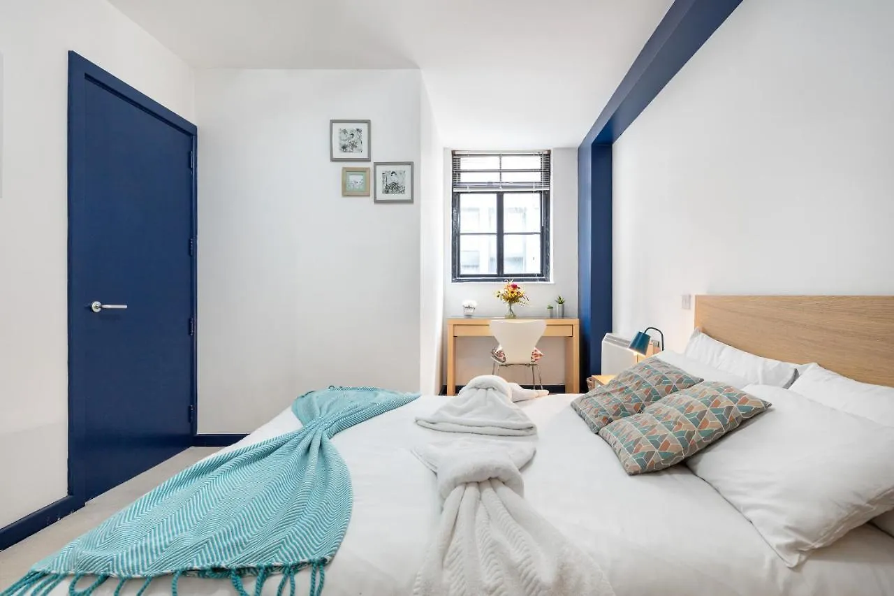 Spitalfields One Bedroom Apartment لندن