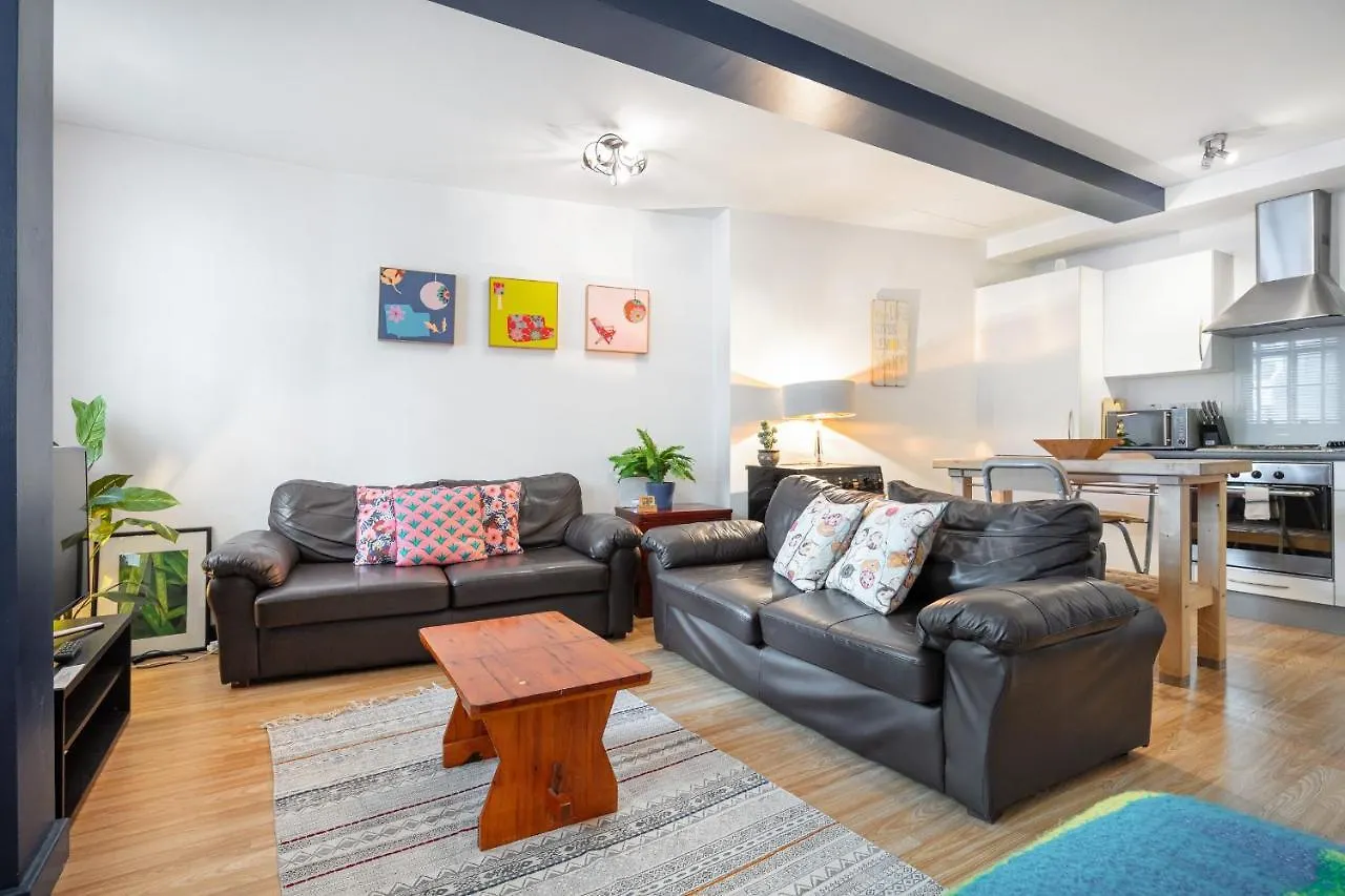 Spitalfields One Bedroom Apartment contacts