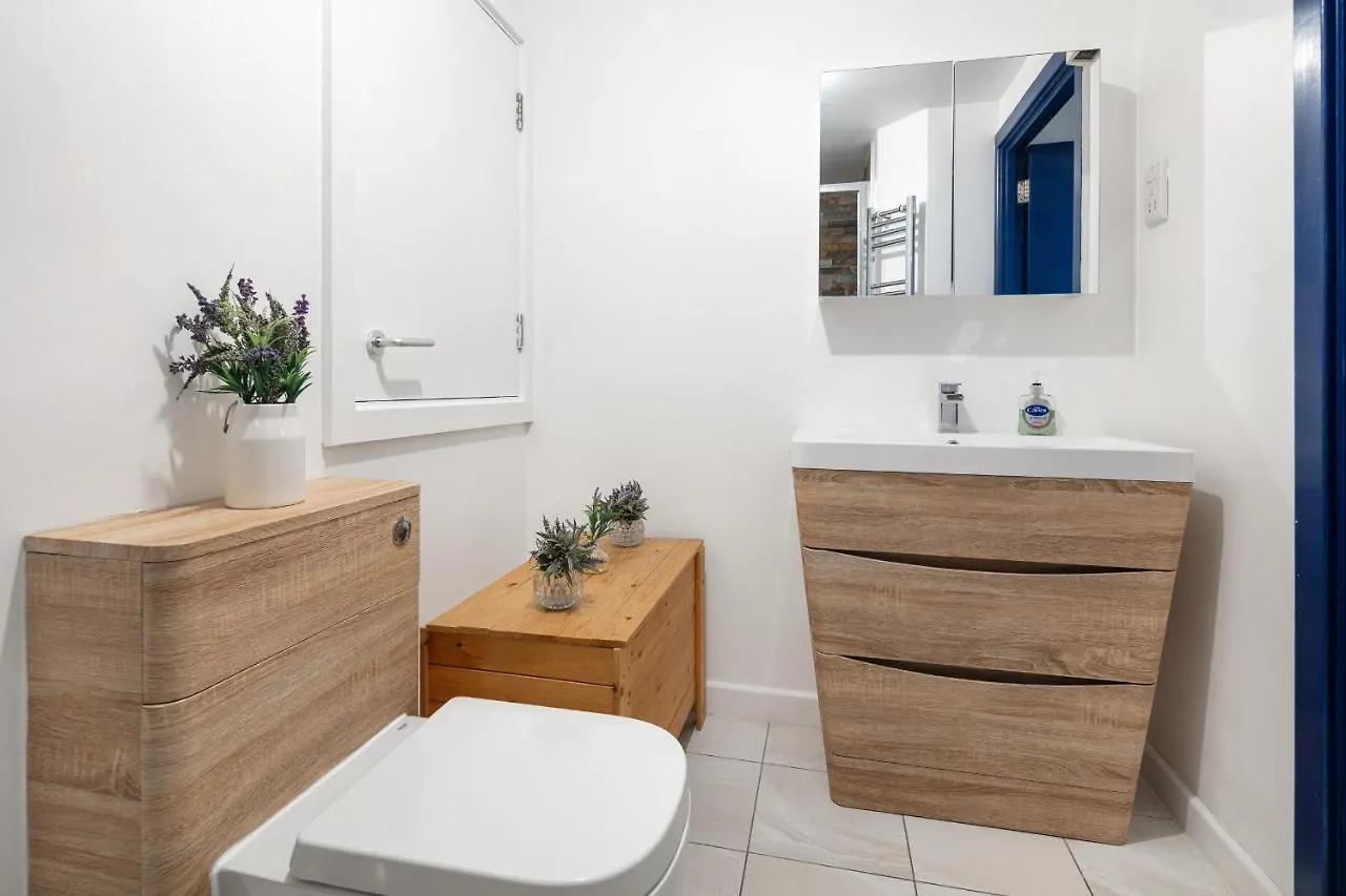 Spitalfields One Bedroom Apartment London