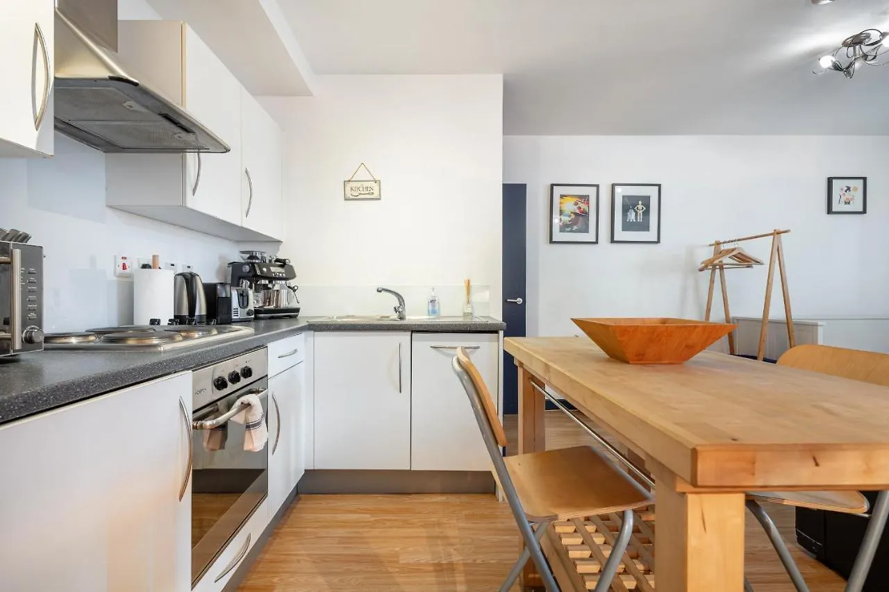 Spitalfields One Bedroom Apartment London 0*,